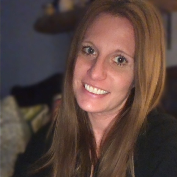 Meet your Posher, Rachael - Picture 2 of 2